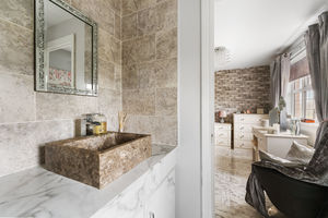 Photo 52- click for photo gallery